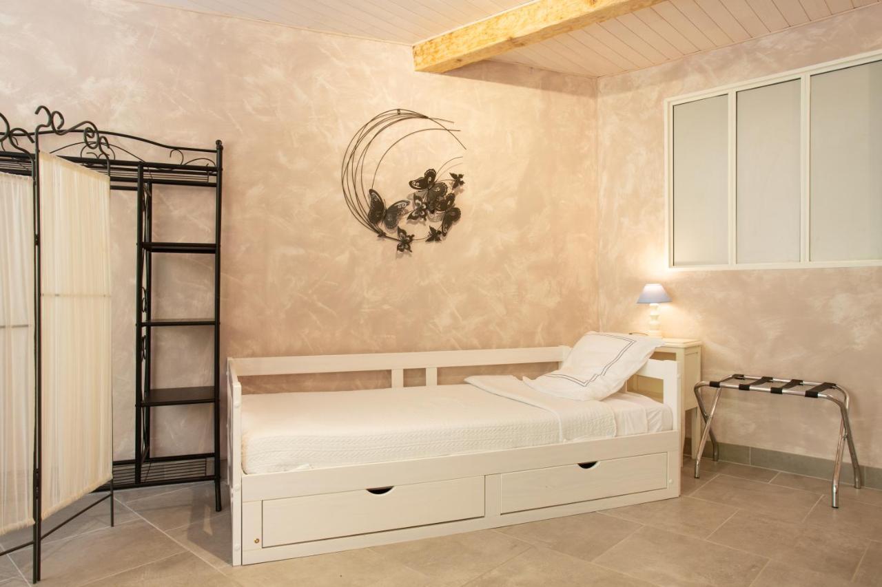 Chambre D'Hotes Au Jardin Des Saveurs Bed and Breakfast Cordes-sur-Ciel Exterior foto